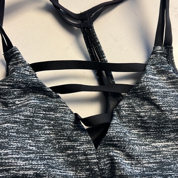 ☘️5/$15 Victoria secret sports bra - Picture 4 of 6